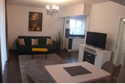 Inchiriez apartament cu 2 camere si loc de parcare in Avantgarden 3 - 1