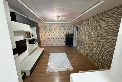 Apartament cu 3 camere, mobilat în Electroprecizia