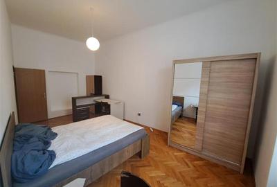 Apartament cu 3 camere semidecomandat, mobilat în Ultracentral