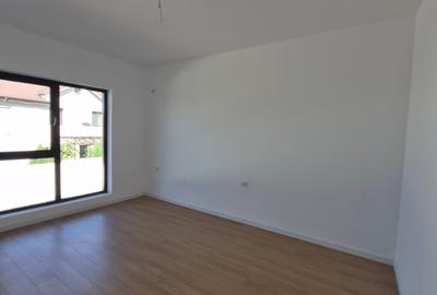 Vila Individuala 5 camere, dormitor parter LA CHEIE! - 35