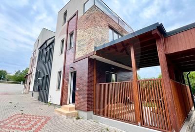 Casa de tip duplex finisata, cu 2 locuri de parcare, cartier Buna Ziua