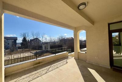 Vilă elegantă individuală în Valea Lupului  5 camere - 10