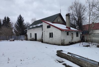 Casa singur in curte Vulcan -Central - 3