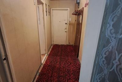 De vânzare apartament cu 3 camere în zona Torontalului-Bucovinei - 1