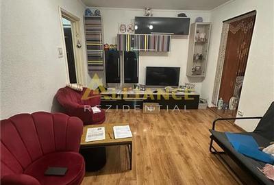 Apartament cu 2 camere decomandat, mobilat în Brâncoveanu