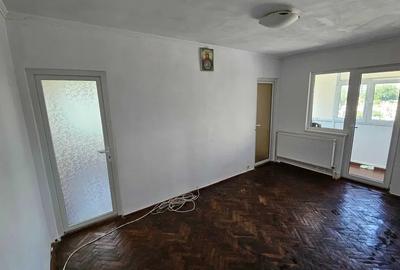 Apartament 3 camere – Zona Salvare / Intim, spatele restaurantului Sabrosso - 1