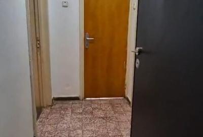 Apartament cu 2 camere semidecomandat în Gorjului