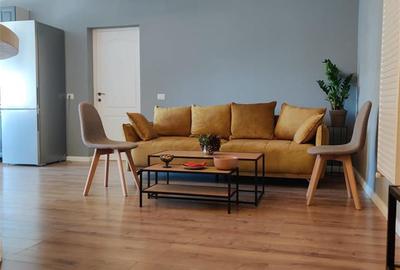 Apartament cu 5 camere decomandat, mobilat în Central