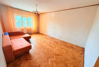 Vânzare apartament 2 camere, etaj 3 , Zona 9 Mai - 8