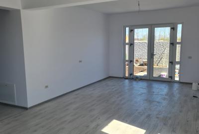 Casa moderna / 375 mp teren / 105 mp/ Rate la dezvoltator - 13