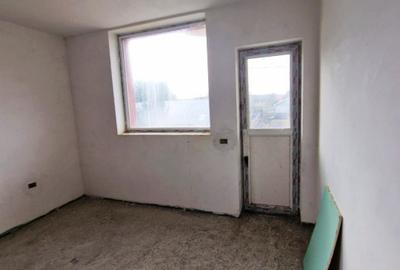 VIND VILA CU SPATIU INDUSTRIAL LOCUIT (pretabil la orice activitate) DASCALU IF - 5