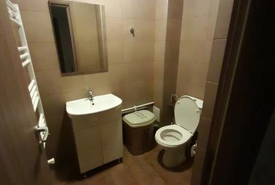 Inchiriez apartament 3 camere,dristor,direct proprietar - 9