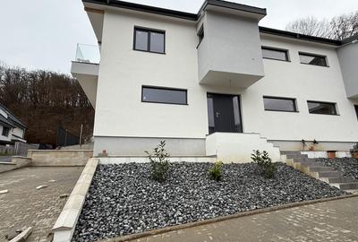 Duplex de vanzare in Floresti ,zona Manastirii Taut 120mp utili teren 250mp - 1