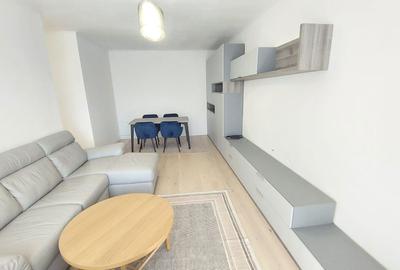 Apartament cu 2 camere decomandat, mobilat în Central