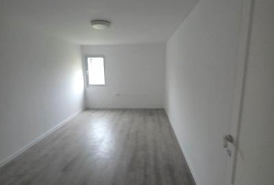 Casă de vânzare în Orțișoara - 1