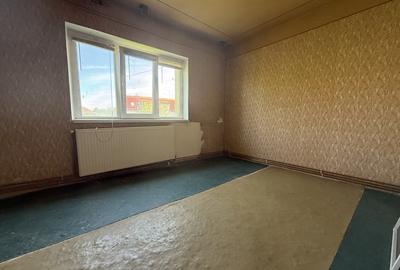 Apartament cu 2 camere, 52 mp + balcon, etaj 4/5 - Ideal pentru investitie - 2