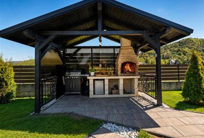 LUX Vila cu parc privat 1.250mp, spa, barbeque, privelisti pretioase, Rasnov - 12