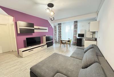 Apartament cu 2 camere semidecomandat, mobilat în Nord