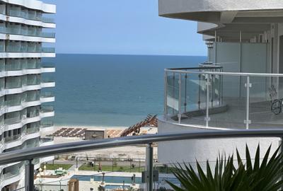 Apartament cu 3 camere semidecomandat, mobilat în Nord