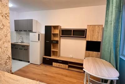 Camera de camin cu baie proprie,etaj 2,zona Bularga,totul nou - 2