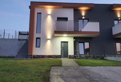 Vila tip Duplex de vanzare finalizat cu teren 400mp - 2