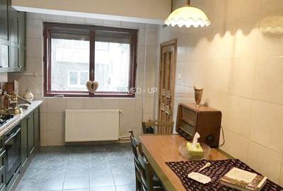 Stefan cel Mare- 5 camere mobilat si utilat,  imobil  1997, 3 locuri parcare - 3