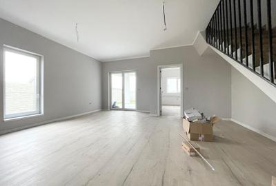 Duplex separat prin CT 4 camere - toate utilitatile - Mosnita Veche - 3