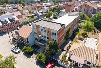 Spatiu comercial premium de inchiriat cu parcare si lift/Constanta - 6