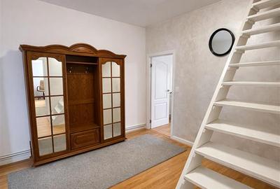 Casa in apreciabil potential,cu terase, curte,gradina echipata,2 pivnite,Str. Ro - 6