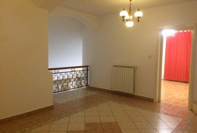 Vand vila Erou Iancu Nicolae,Privighetorilor,Jollie Ville,piscina,garaj 2 masini - 8