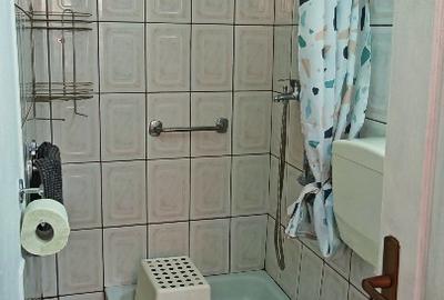 Închiriez garsonieră la casă pt 1 singura persoană - 4
