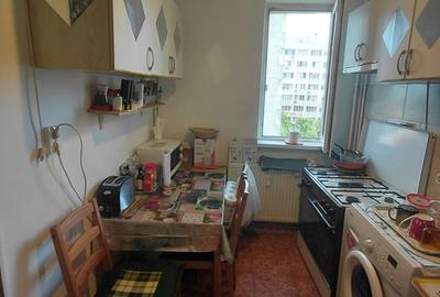 Masina de Paine(Obor),2 camere ,etaj 7/10, - 9