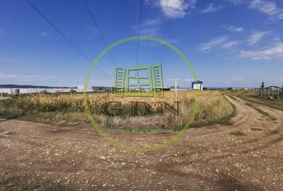 Teren intravilan de vanzare in Osorhei, 5.840 mp, cu front 3 fronturi stradale. - 1