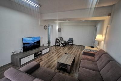 Apartament cu 3 camere semidecomandat, mobilat în Cișmigiu