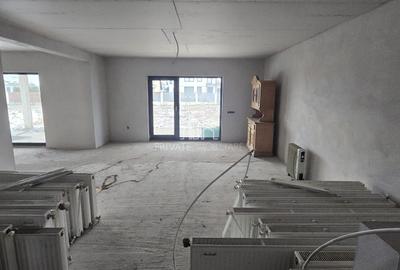 Casa 283 Mp/ Teren 835 Mp, Nou Construita, Solovăstru, Zona Reghin - 8