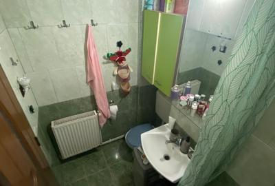 ENESCU , apartament cu 3 camere ,etaj 4 -acoperis! - 10