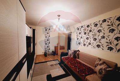 Apartament cu 3 camere de vânzare în zona Nufarul - 8