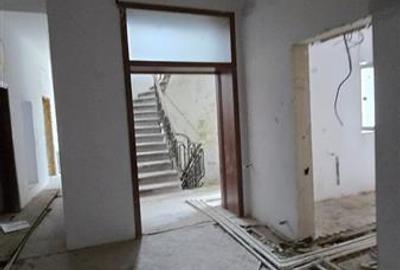 Vanzare bloc ultracentral pentru investitie - 7