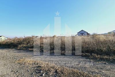 Teren Construcții intravilan de 775 mp, în Micești