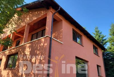 Vila spatioasa de vanzare in Sacele – zona Bunloc, priveliste superba - 1