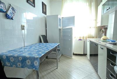 Vânzare apartament 2 camere , etaj 3/4, Aleea Trandafirilor Târgoviște - 12