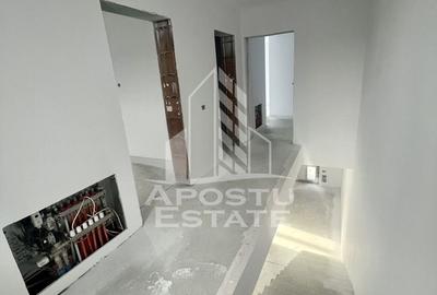 Duplex cu 4 camere, dressing si 3 bai. Toate utilitatile, la asfalt. - 13