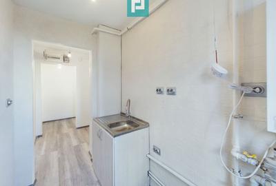 Apartament 3 camere pe str Hateg in Vlaicu - 14