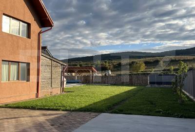 VILĂ deosebită cu piscină și panoramă spre pădure - 16