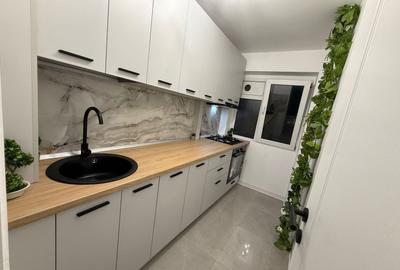 Apartament cu 2 camere semidecomandat, mobilat în Brâncoveanu