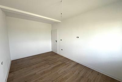 Ultima Jumatate, 4 Camere, Asfalt - 8