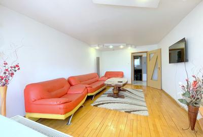 Apartament cu 3 camere decomandat, mobilat în Simion Bărnuțiu