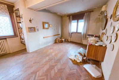 Caderea Bastiliei, apt. 2 camere, etaj 1, balcon,50mp, pe lista de U 3 - 25