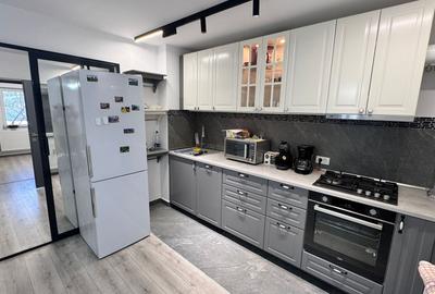 Apartament cu 4 camere decomandat, mobilat în Pantelimon