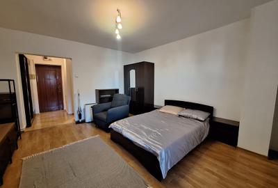 Garsoniera spatioasa de inchiriat Calea Vitan - 1